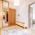 Prestige Old Town By Reside Baltic *